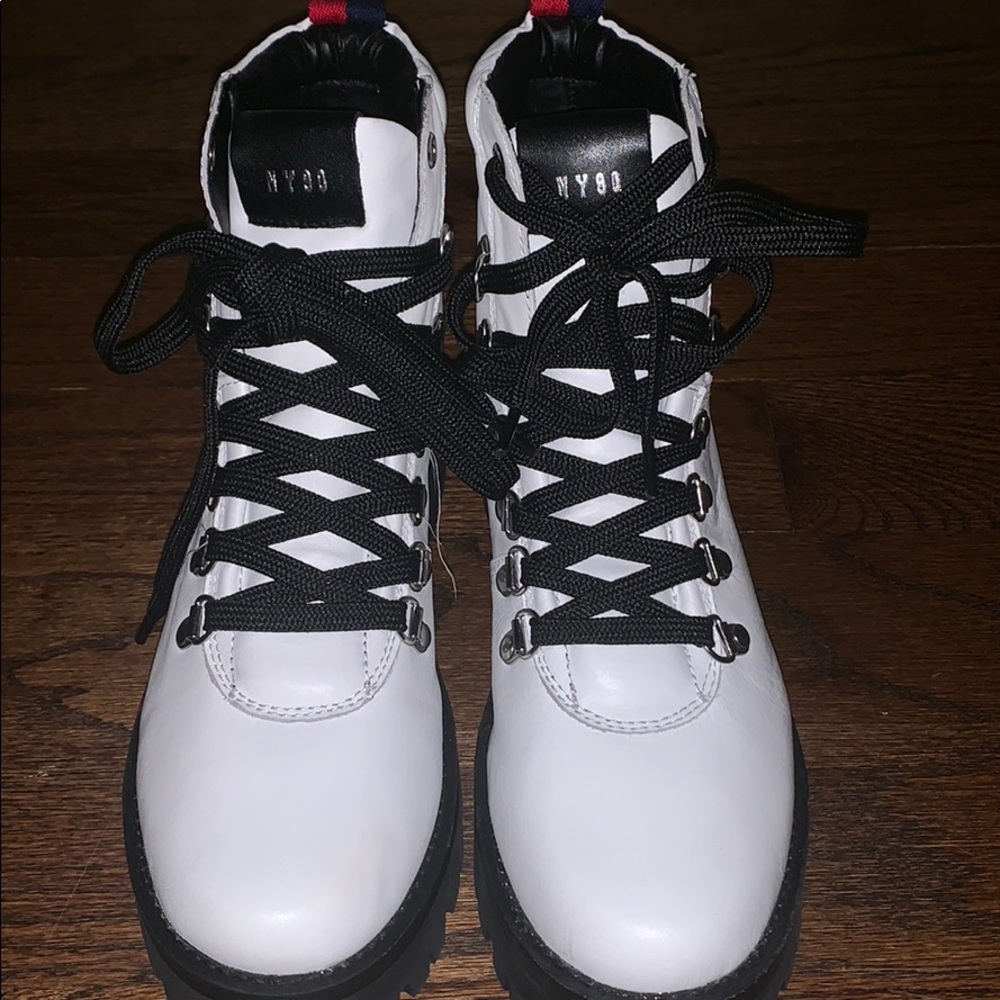 steve madden white lace up boots